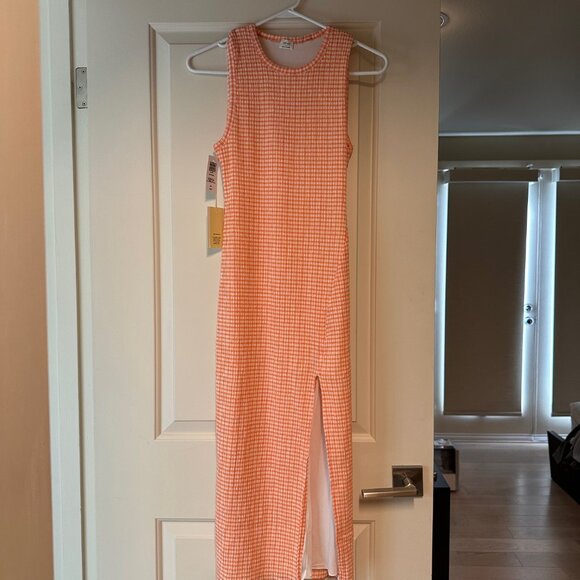 Wilfred Dresses & Skirts - NWT Aritzia Wilfred Verona Dress Seersucker Coral Orange Slit Midi